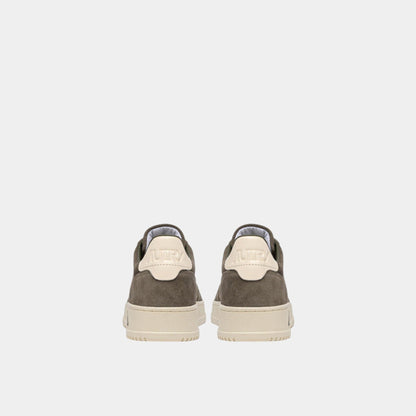 AUTRY Autry Sneakers Medalist in suede - Muschio - Hubert Humangoods