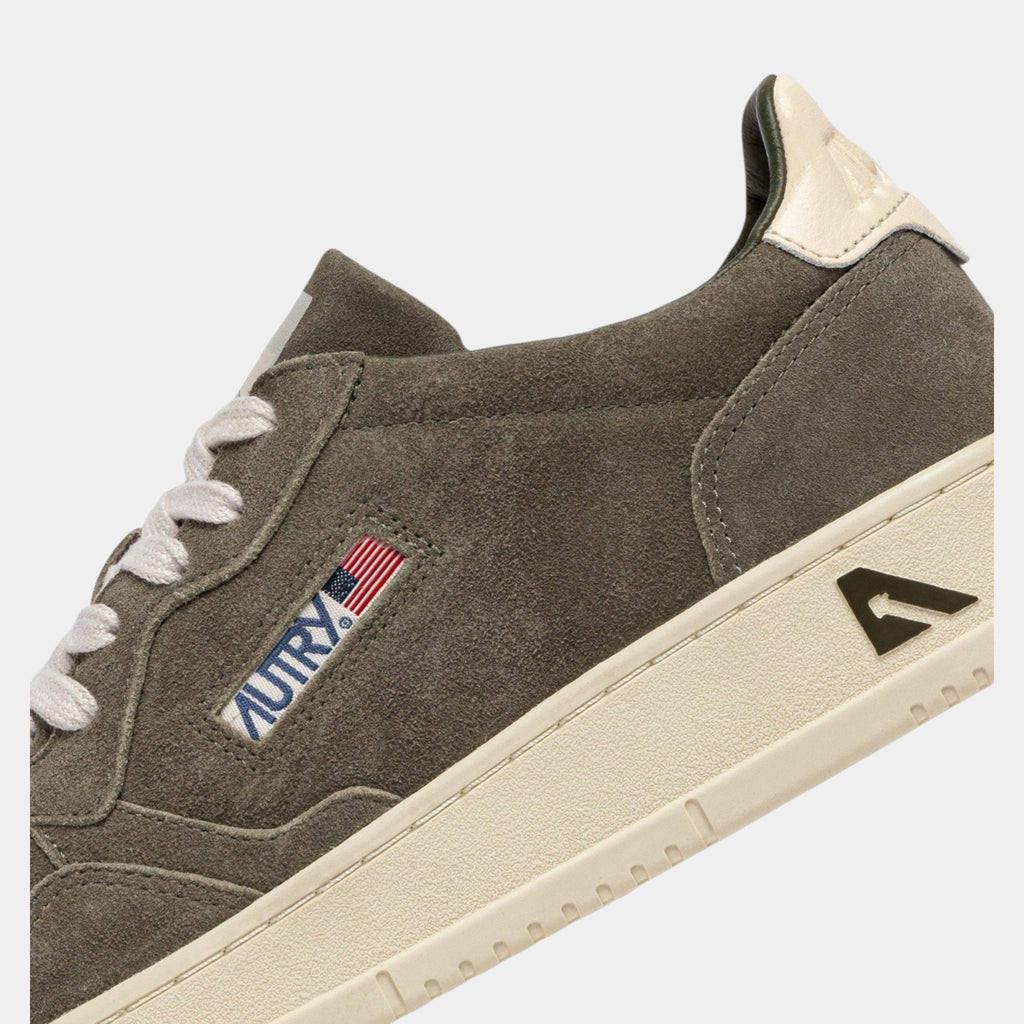 AUTRY Autry Sneakers Medalist in suede - Muschio - Hubert Humangoods