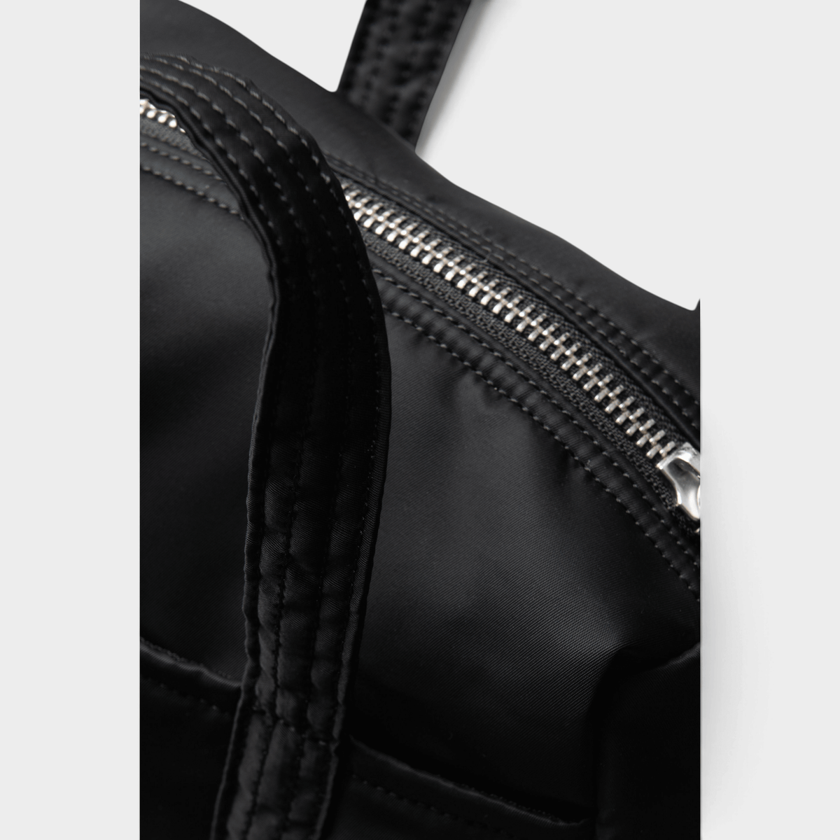 CARHARTT WIP - Carhartt Wip Borsa Otis Small in nylon - Nero/4 - Hubert Humangoods