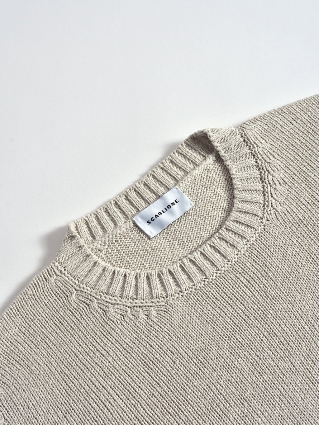 SCAGLIONE Scaglione Maglia in seta girocollo - Gesso - Hubert Humangoods