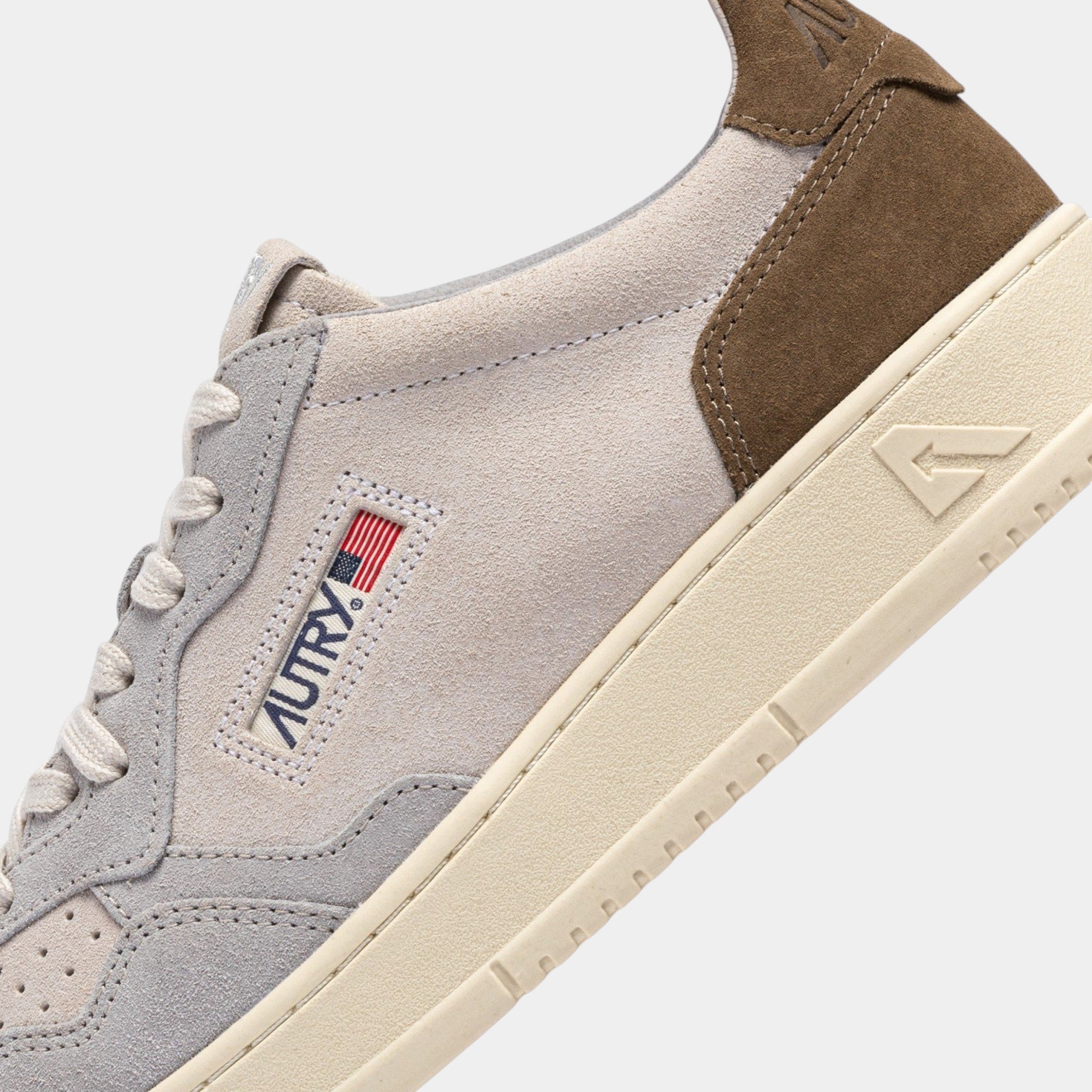 Autry Sneakers Medalist Tricolor in suede - Azzurro/Marrone