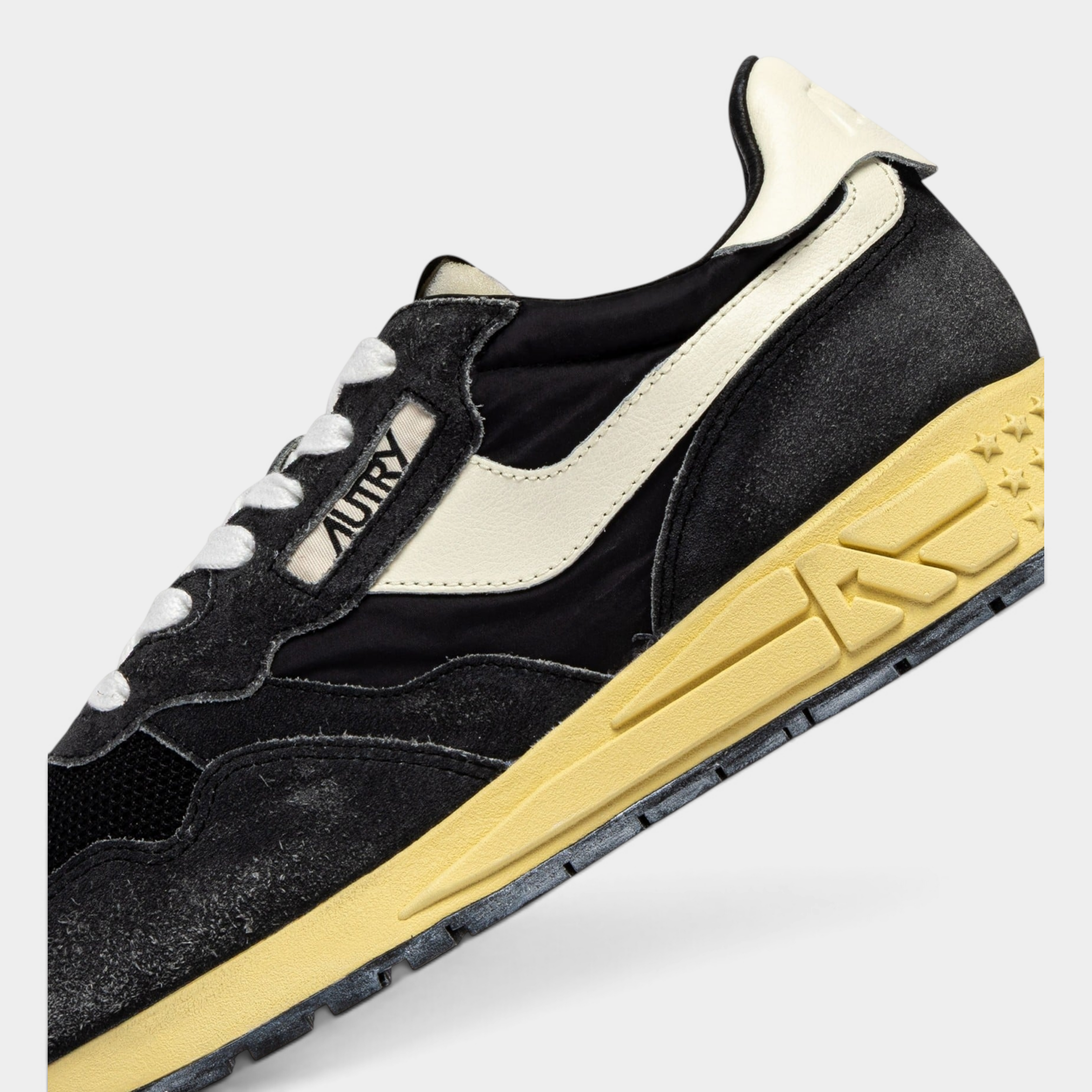 Autry Sneakers Reelwind in nylon e suede Used - Nero