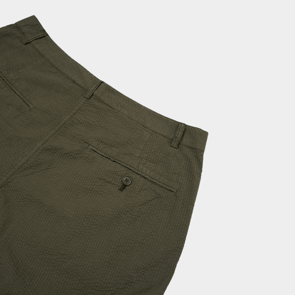 UNIVERSAL WORKS - Universal Works Pantalone Military chino Seersucker - Oliva/5 - Hubert Humangoods